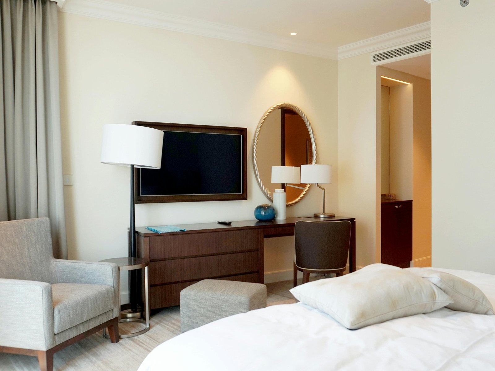 move in/move out cleaning